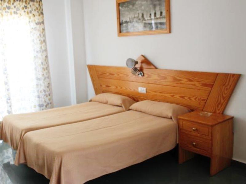 טורמולינוס Apartamentos Guaquin מראה חיצוני תמונה